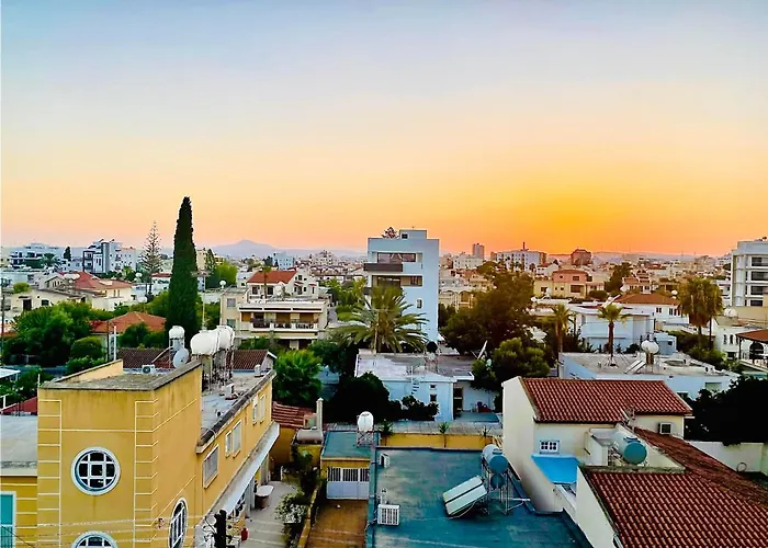 The Penthouse 401 דירה