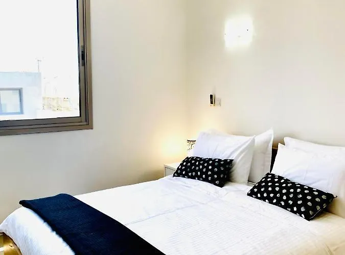 The Penthouse 401 דירה *